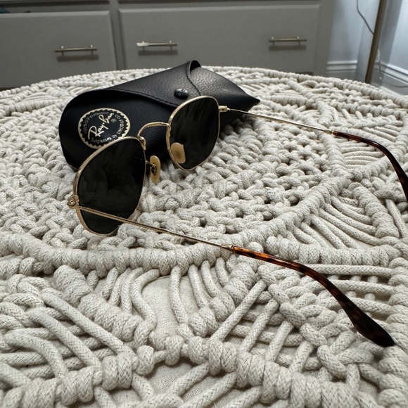 Ray-Ban Gold Mirror Sunglasses - Authentic w/ Case & Cloth main image 6